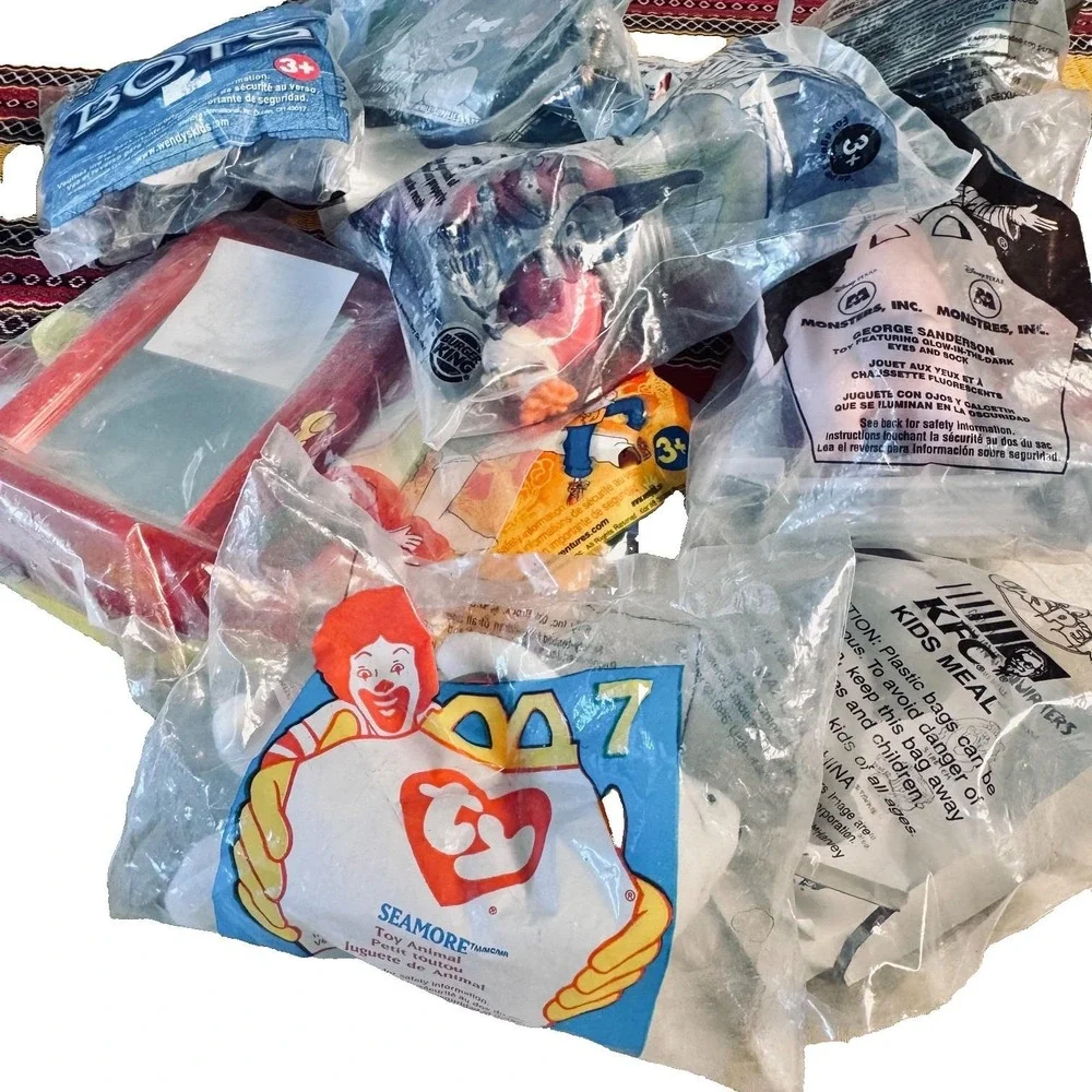 Vintage Sealed Kids Meal Toy Lot of 11 McDonald's Burger King Wendy's KFC 1996-2